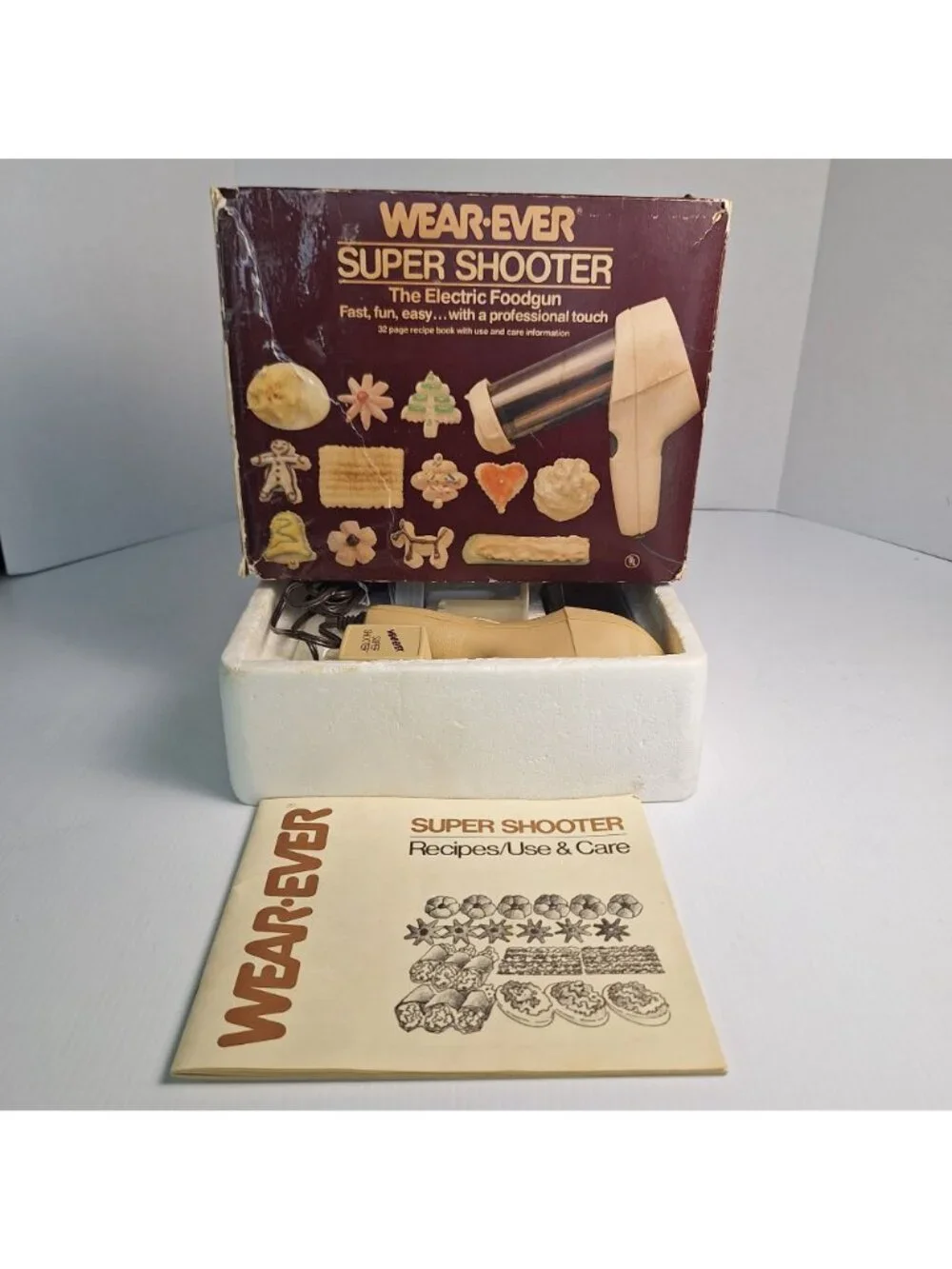 VINTAGE 1970'S WEAR-EVER SUPER SHOOTER ELECTRIC FOODGUN MODEL 70123 ORIGINAL BOX